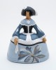 Figura de menina con flor. con referencia Tienda-menina flor y un precio de 75,00 € de la sección Figuras decorativas