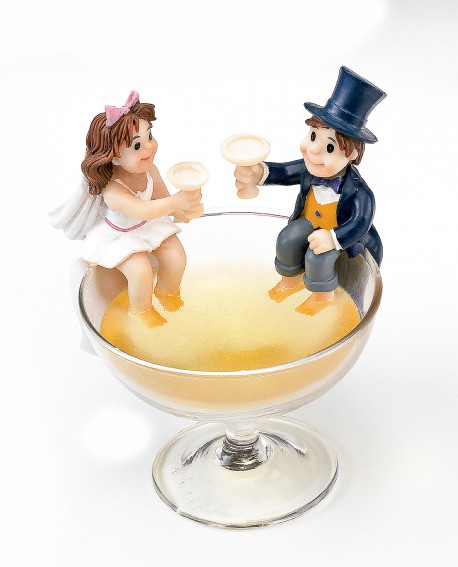 Figura tarta novios en copa de champán. con referencia DOP-2079 y un precio de 19,30 € de la sección figura de tarta de boda