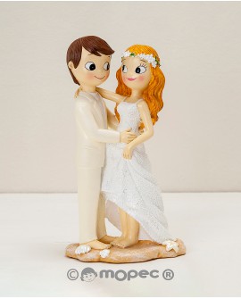 Figura para tarta novios en la playa. con referencia MOP-Y416 y un precio de 28,10 € de la sección figura de tarta de boda