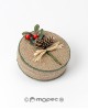 Cajita de yute con decoración navideña. con referencia MOP-A947 y un precio de 3,35 € de la sección Regalos y objetos para la...