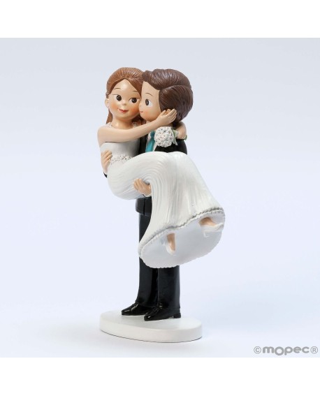 Figura tarta novios con la novia en brazos. con referencia MOP-Y122 y un precio de 29,25 € de la sección figura de tarta de boda