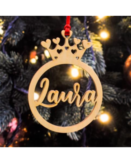 Colgante navideño con corona de princesa en madera personalizable con nombre.