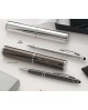Bolígrafo funda aluminio con referencia DOP-1128 y un precio de 3,20 € de la sección regalos para caballeros